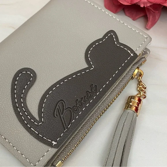 Vegan Leather Two Tone Gray Cat Wallet with Tassel - Picture 6 of 15